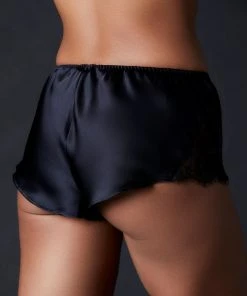 Journelle Charlotte Tap Short Chevron Down Icon