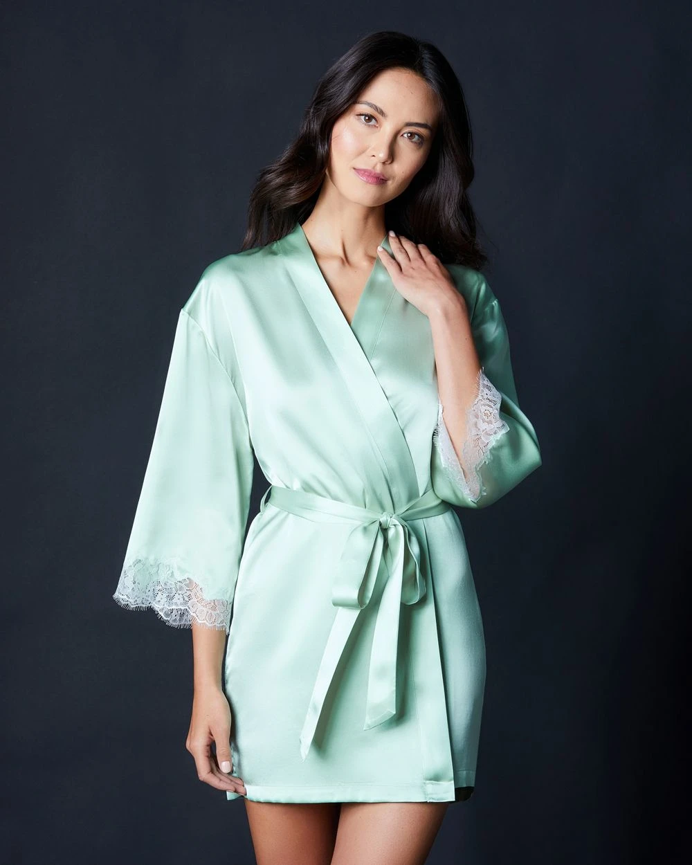 Journelle Chevron Down Icon Charlotte Short Robe Journelle Chevron Down Icon Charlotte Short Robe