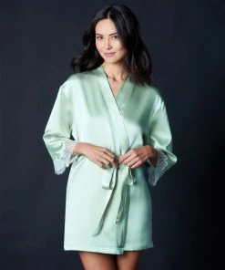 Journelle Chevron Down Icon Charlotte Short Robe