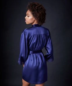 Journelle Chevron Down Icon Charlotte Short Robe