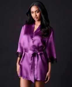 Journelle Chevron Down Icon Charlotte Short Robe