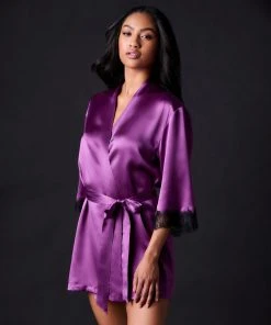 Journelle Chevron Down Icon Charlotte Short Robe