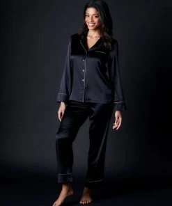 Journelle Marlene Pajama Set Chevron Down Icon