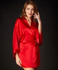 Journelle Chevron Down Icon Celine Classic Robe