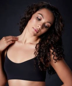 Hanro Bras Touch Feeling Spaghetti Crop Top