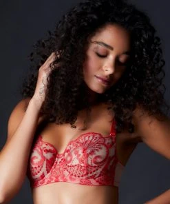 TeAmore Spotlight Embroidered Balcony Bra