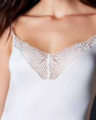 Hanro Irini Bodydress With Lace Sale 3 Hanro Irini Bodydress With Lace Sale