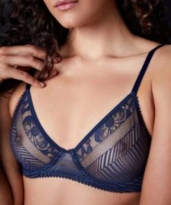 Huit Essential Underwire Bra DD+