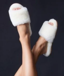 Patricia Green Tahoe Single Strap Slipper