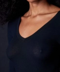 Collezione Privata Fine Rib V Neck Long Sleeve 7 Collezione Privata Fine Rib V Neck Long Sleeve