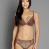 Natori Bras Feathers Contour Plunge Bra